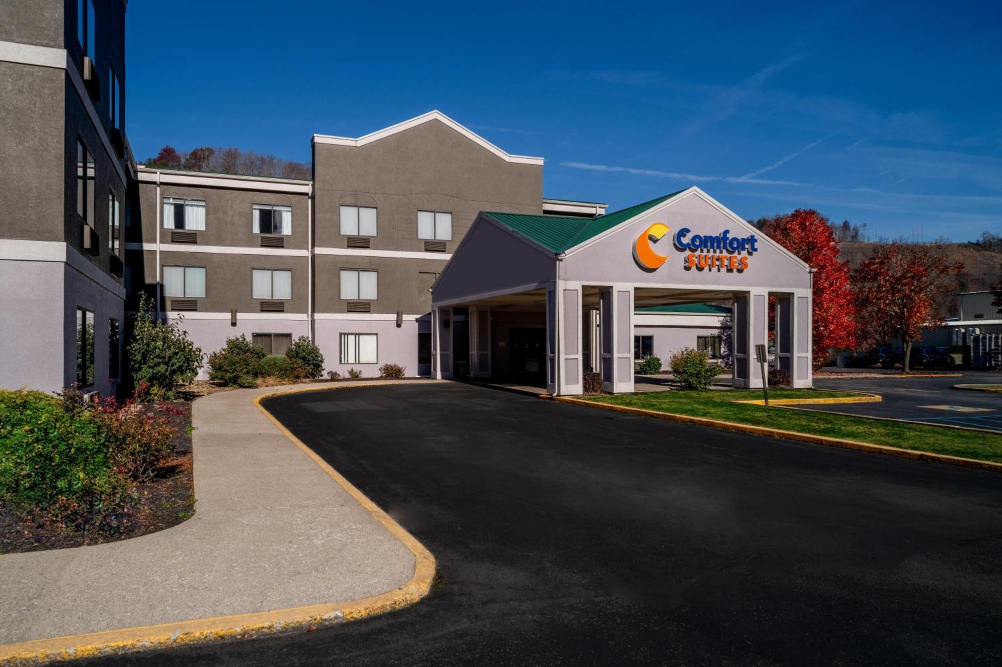 Comfort Suites Prestonsburg West Exterior photo